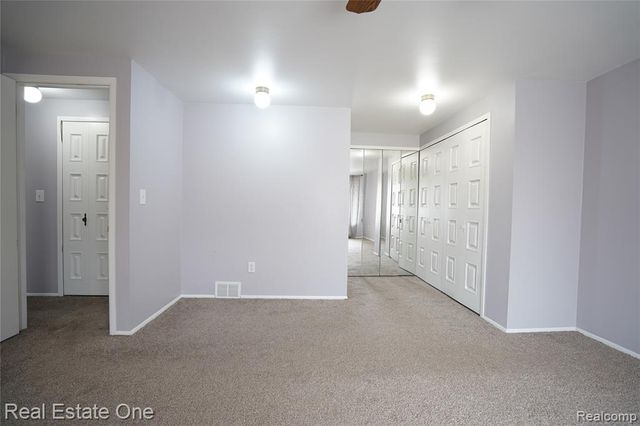 29612 City Center Drive 1, Warren, MI 48093