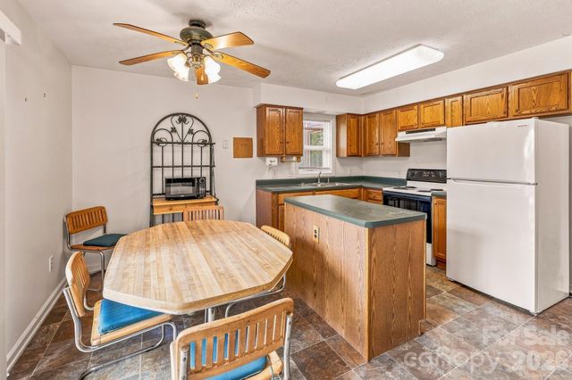 253 Nors Way, Lake Lure, NC 28746
