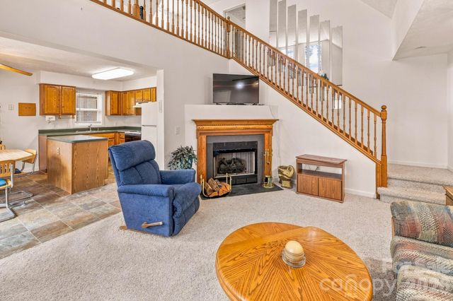 253 Nors Way, Lake Lure, NC 28746