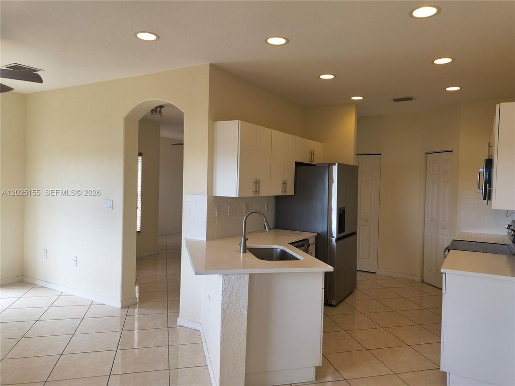 1645 SE 20th Rd 1645, Homestead, FL 33035