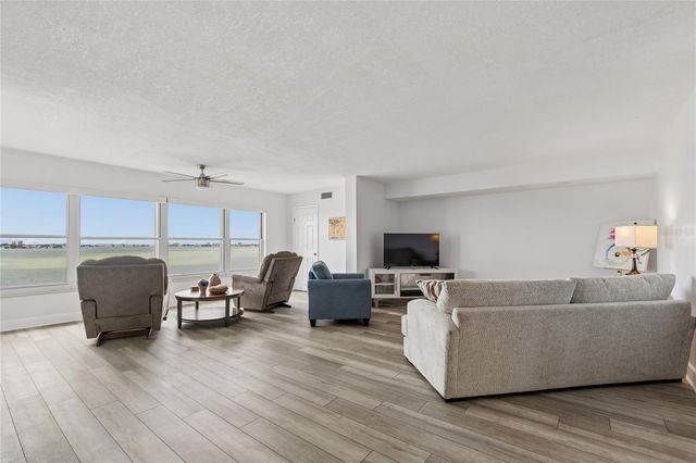 5980 SHORE BOULEVARD S 909, Gulfport, FL 33707