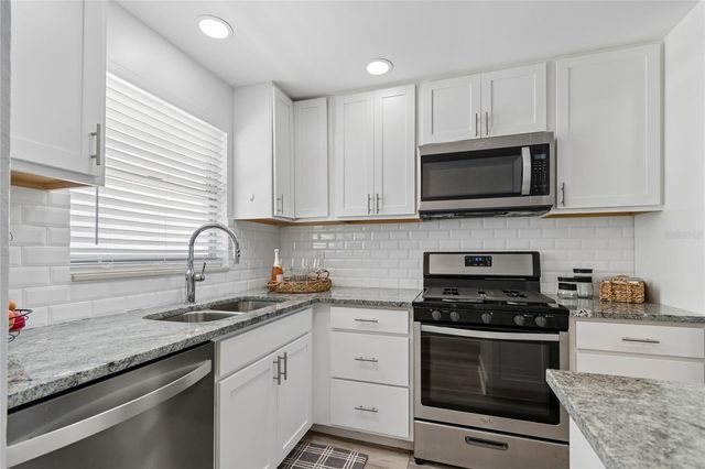 5980 SHORE BOULEVARD S 909, Gulfport, FL 33707