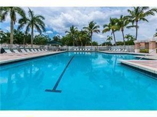 2185 Salerno Circle, Weston, FL 33327