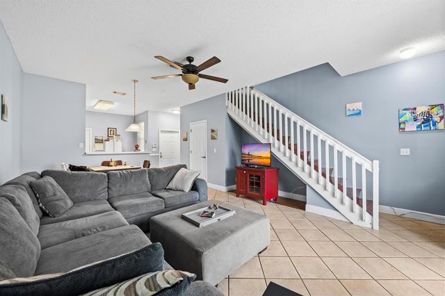 2185 Salerno Circle, Weston, FL 33327
