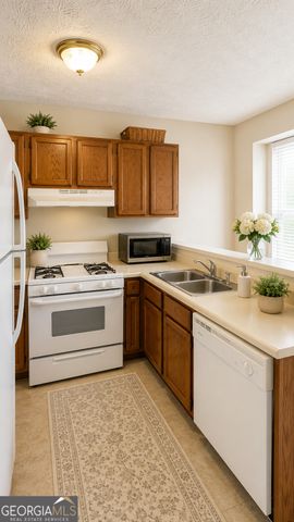 4276 Catalpa Park, Ellenwood, GA 30294