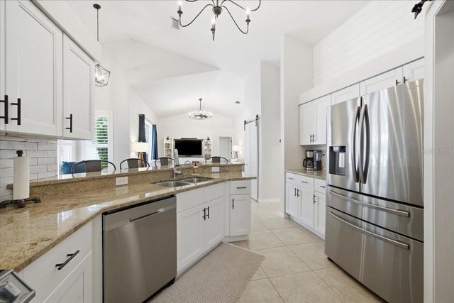 15207 ARBOR HOLLOW DRIVE, Odessa, FL 33556