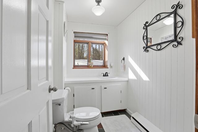 10 Todd Road, Nashua, NH 03064