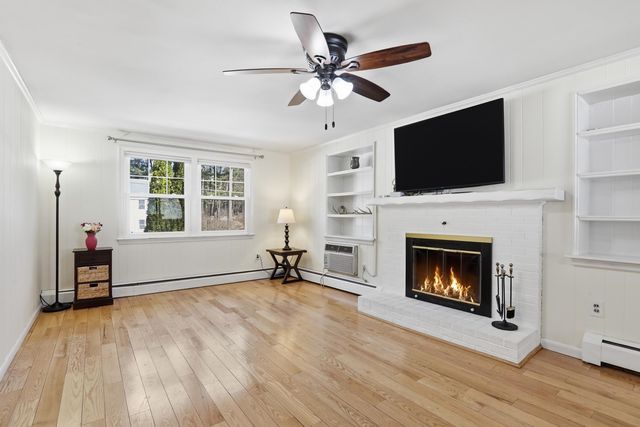 10 Todd Road, Nashua, NH 03064