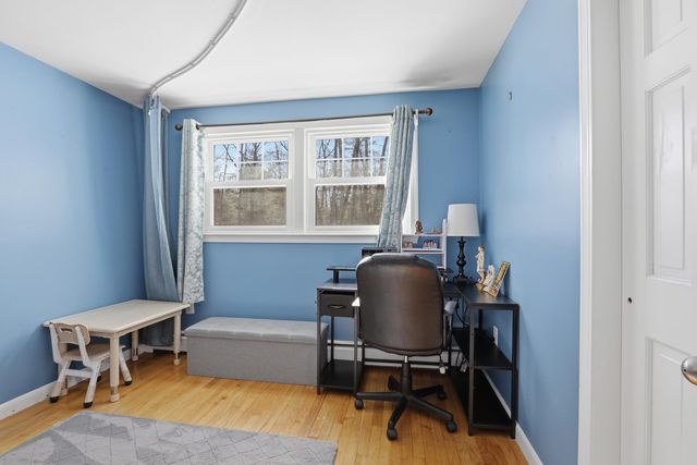 10 Todd Road, Nashua, NH 03064