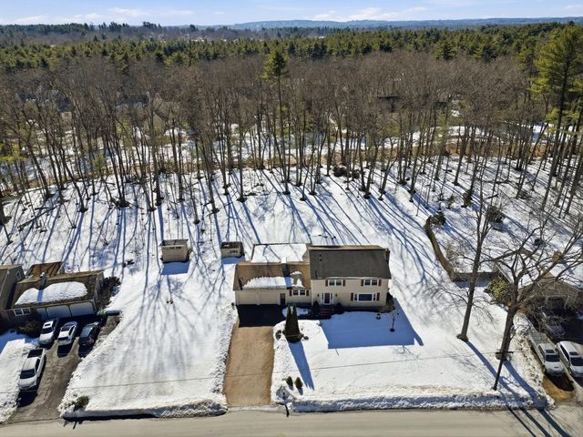 10 Todd Road, Nashua, NH 03064