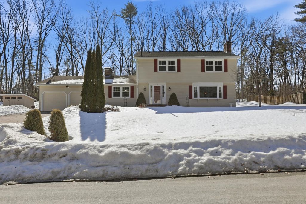 10 Todd Road, Nashua, NH 03064