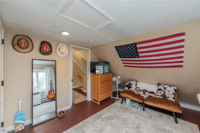 142 E Bridge Street, Berea, OH 44017