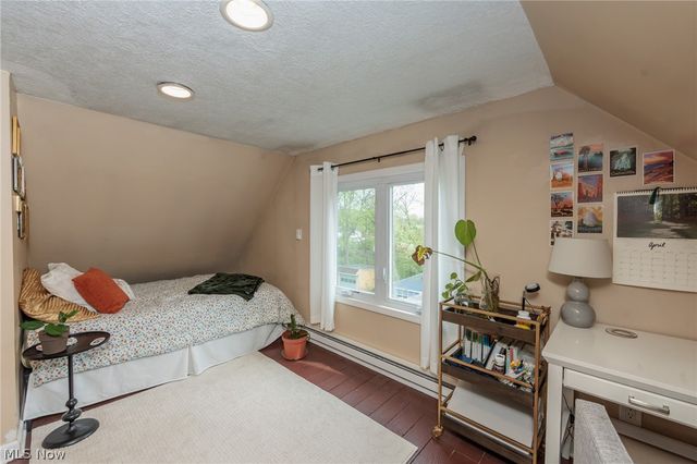 142 E Bridge Street, Berea, OH 44017