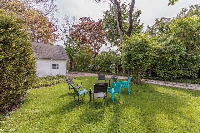 142 E Bridge Street, Berea, OH 44017
