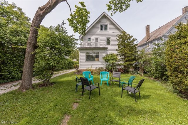 142 E Bridge Street, Berea, OH 44017