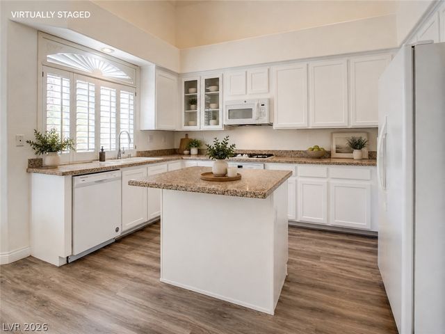 9500 Catalina Cove Circle, Las Vegas, NV 89147