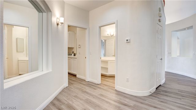 9500 Catalina Cove Circle, Las Vegas, NV 89147