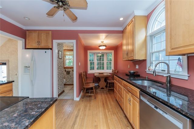 19726 Riverwood Avenue, Rocky River, OH 44116