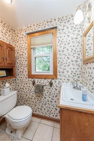 19726 Riverwood Avenue, Rocky River, OH 44116