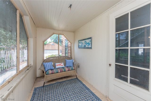 19726 Riverwood Avenue, Rocky River, OH 44116