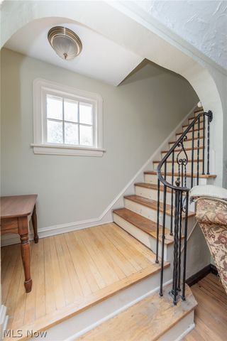 19726 Riverwood Avenue, Rocky River, OH 44116