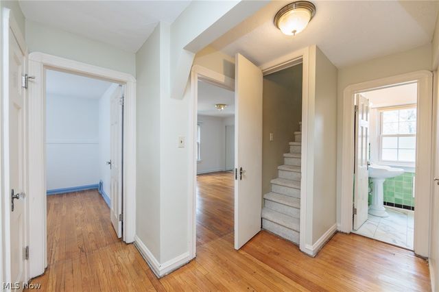 19726 Riverwood Avenue, Rocky River, OH 44116