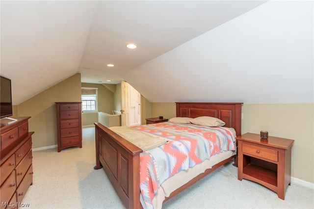 19726 Riverwood Avenue, Rocky River, OH 44116