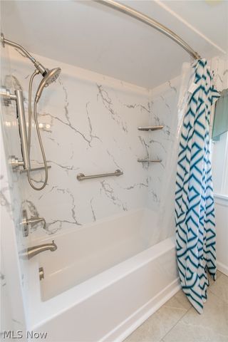 19726 Riverwood Avenue, Rocky River, OH 44116