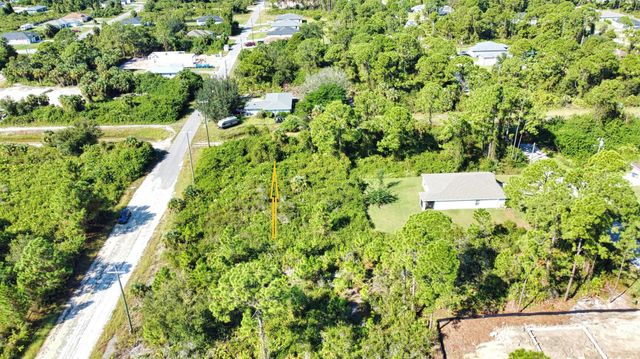 3128 68th Street W, Lehigh Acres, FL 33971