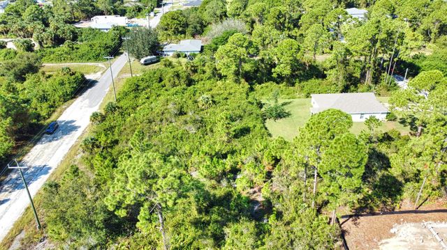 3128 68th Street W, Lehigh Acres, FL 33971