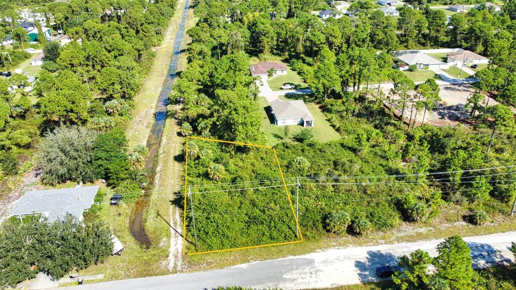 3128 68th Street W, Lehigh Acres, FL 33971