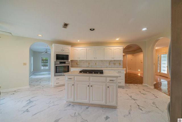 6785 Stonepoint Court # 1, Paducah, KY 42003