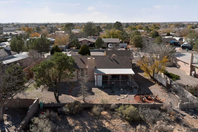 4815 Leon Grande Avenue SE, Rio Rancho, NM 87124