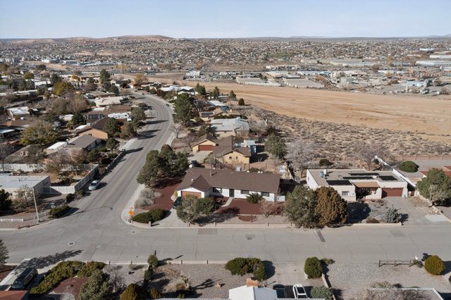 4815 Leon Grande Avenue SE, Rio Rancho, NM 87124