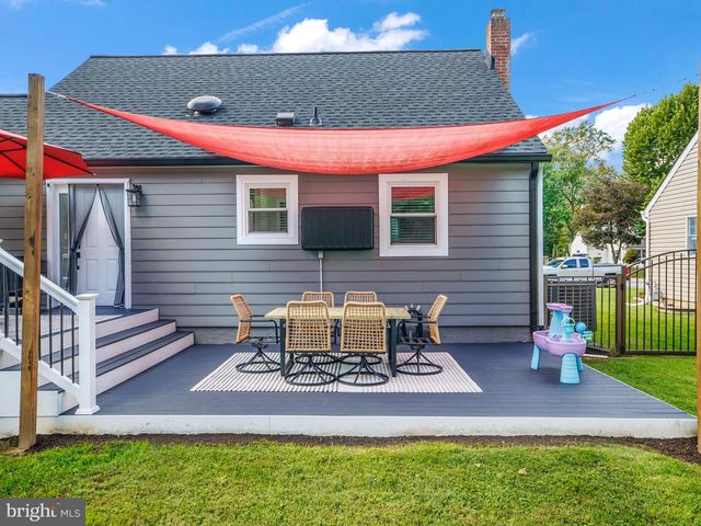 113 N LONGCROSS RD, Linthicum Heights, MD 21090