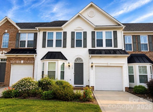 320 Shingleoak Drive, Clover, SC 29710