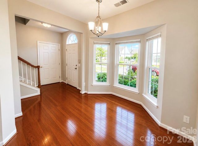 320 Shingleoak Drive, Clover, SC 29710