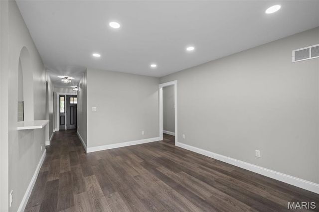628 Hickory Knoll Court, Ballwin, MO 63021