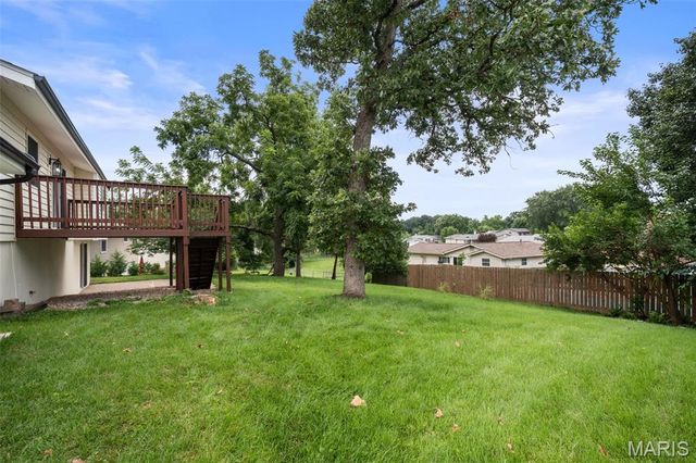 628 Hickory Knoll Court, Ballwin, MO 63021