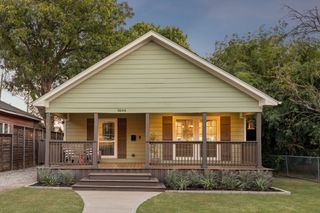 5644 E Side Avenue, Dallas, TX 75214