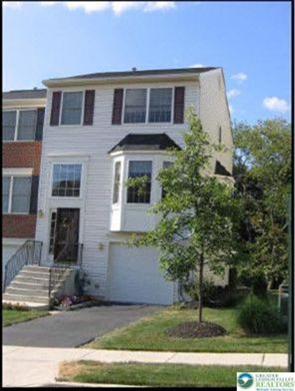 411 South Oak Street, Freemansburg Boro, PA 18017