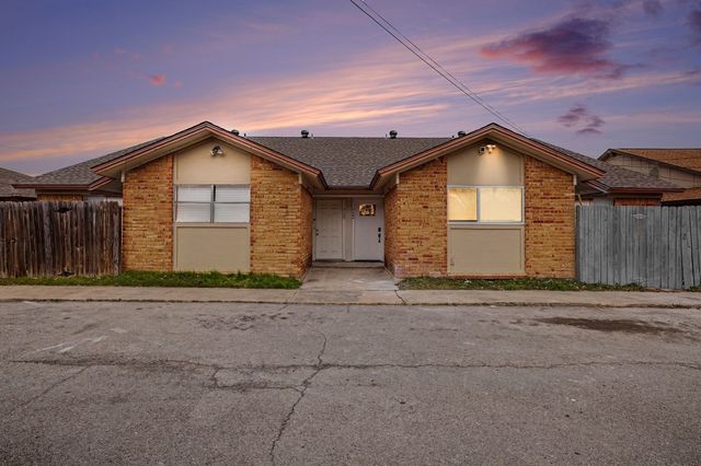 718 E Pecan Street 718, Hurst, TX 76053