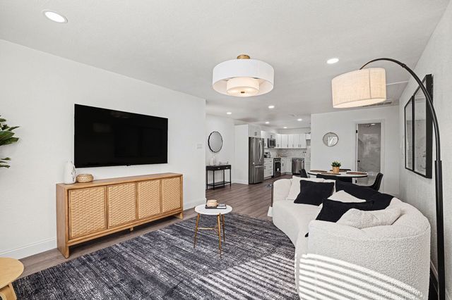 718 E Pecan Street 718, Hurst, TX 76053