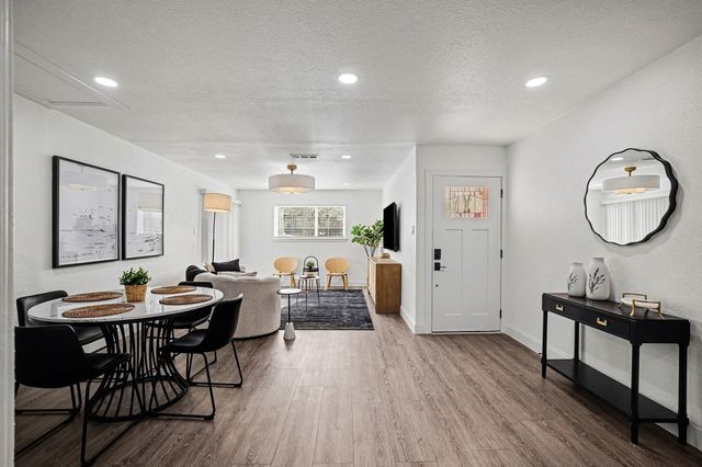 718 E Pecan Street 718, Hurst, TX 76053