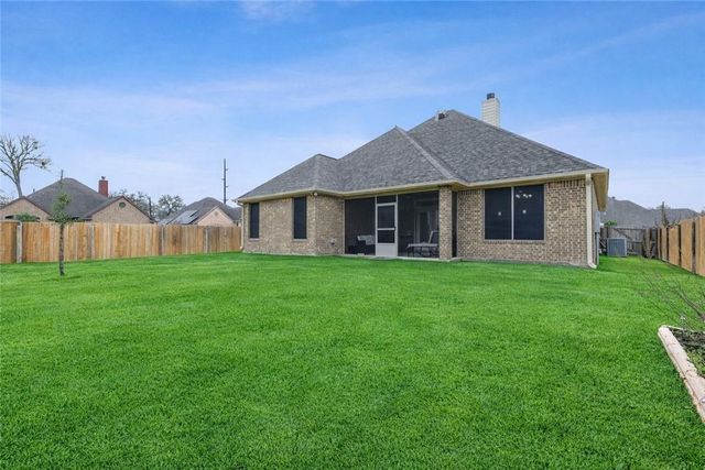 2600 Forest Oaks Drive, College Station, TX 77845