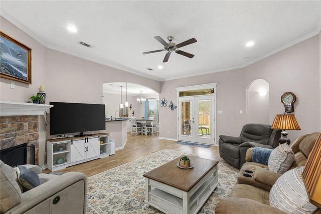 2600 Forest Oaks Drive, College Station, TX 77845