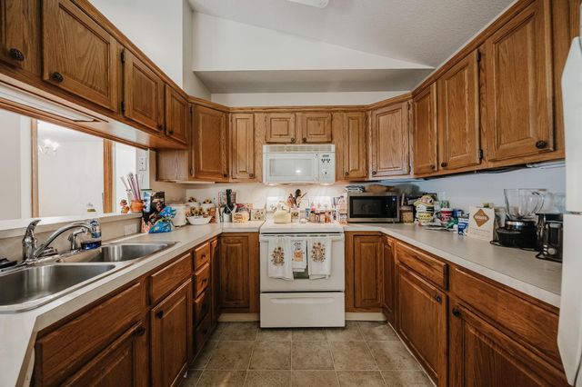 4100 Castel Drive, Groveport, OH 43125