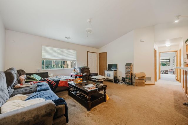 4100 Castel Drive, Groveport, OH 43125