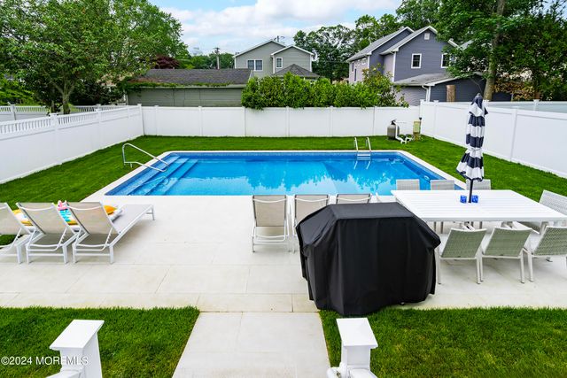 555 Sussex Avenue, Spring Lake Heights, NJ 07762