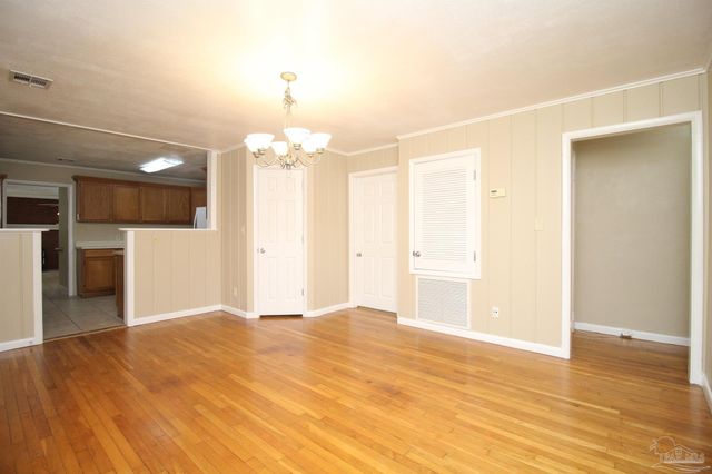 4810 E Creighton Rd, Pensacola, FL 32504